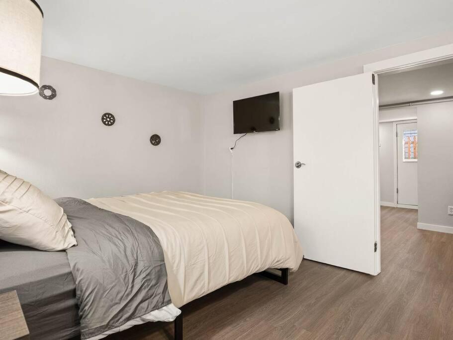 포틀랜드 Elegant Richmond Gem Nestled Up To Hawthorne Blvd. 아파트 외부 사진